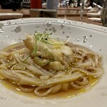 Restaurant Honjin - 〆の煮麺　香り高い神経締め伊勢海老のコンソメ