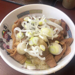 定食ラーメン やおや - もつ煮丼