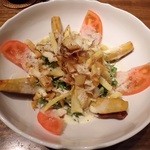 金蛸ダイニング - さつま芋のシーザーサラダ