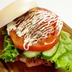 VANITOY BAGEL - 料理写真:BLTサンド(テイクアウトOK！)