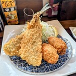 定食と釜飯 あかねや食堂 - 