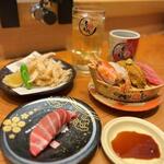 もりもり寿し イオンモール春日部店 - 天然本まぐろ大とろ･もりもり三点盛･富山産白えびの唐揚･ハイボール