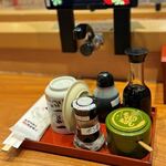 もりもり寿し - 店内