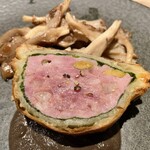 bistro Tiroir - 岡山県産どんこ猪のパイ包み焼き