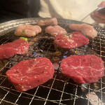 中目黒肉流通センター - 