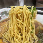 中華そば 花京 - 麺リフトあっぷ..･ヾ(  ๑´д`๑)ﾂ