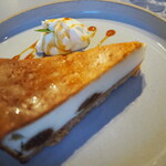 HAGI CAFE  - ラム漬け無花果のチーズケーキ