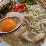 黒豚とんこつ のんぶー - 久留米麺の太さが、好き！