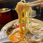 ラーメン のんぶー - お約束の玉子絡め！（涎）！