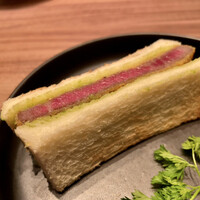 焼肉うしごろ 銀座店 -  牛ヒレカツサンド-青唐辛子バターソース