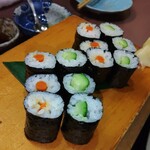 大衆酒場 まるちゃん - かっぱ巻、山牛蒡巻　各170円