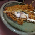 大衆酒場 まるちゃん - ちょーデカい、厚みもしっかりあります、旨いな～