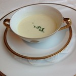 資生堂パーラー - ブロッコリーの冷スープ