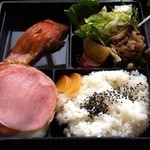 ココット - 煮魚弁当