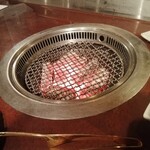 Hodori - 煌々たる炭火の赤色は美しい。