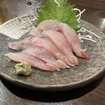 金町製麺 - 寒メジナの刺身　430円