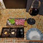 杏樹亭 - ♪︎ハツ刺し♪︎  赤ワインと一緒にっ！