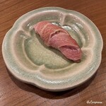 千陽 - 大間産 天然本鮪の大トロのにぎり