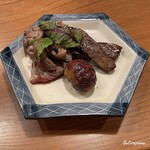 千陽 - 短角牛の陶板焼と短角牛の稀少なレバー焼