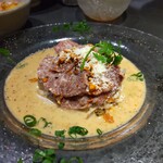 くいもの屋わん - 牛さがりたたき風