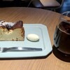 Etyudo monnzu kafe - バスクドチーズケーキと水切り珈琲