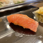 鮨屋 とんぼ - 中トロ