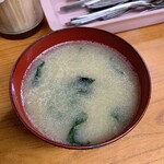 Gyuu hachi - 味噌汁付きです