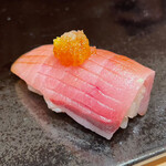 鮨 はち丸 - 寒ブリの握り寿司