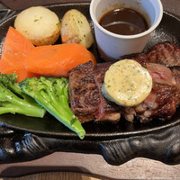 Bistro Buzz 赤坂 - 