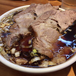 りきどう - 焙煎二色つけチャーシュー
      トッピング_凄平麺+ねぎ