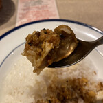 カリーライス専門店エチオピア - チキン、豆、スパイス、ライス