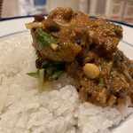 カリーライス専門店エチオピア - チキン豆カリー・オン・ザ・ライス