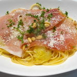 Ristorante SUOLO - 生ハム・キャベツのパスタ