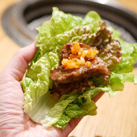 誇味山 - ○ヒレとリブロースのサンチュ巻き