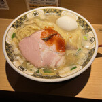 すごい煮干ラーメン凪 西新宿七丁目店 - 