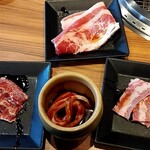 熟成焼肉いちばん  - ハラミ、ロース、大判と壺のカルビ