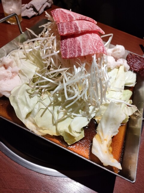 Motsu-nabe to Bio Wine Bon