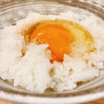 Nippombashi Saka Ichi - TKG（卵かけご飯）