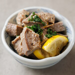 Lemon marinated tongue tip