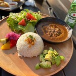 Guesthouse Geragera - シャコルザカレープレート　海といえばカレー！！(期間限定)