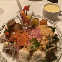 ロウリーズ・ザ・プライムリブ 恵比寿ガーデンプレイス店 - 