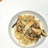 malca - ここから魅惑のパスタ四天王(^^)
                      ガーリックが程よく効いたアーリオ･オーリオ。香り高く、絶品。