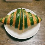 ル・コワンヴェール パトリック・ルメル - クロワッサン　ピスタチオ