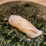 鮨 かぐら - 鹿児島ヒラメ昆布締め