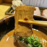 中華蕎麦 とみ田 - つけ麺の中には短冊メンマ