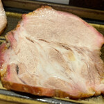 中華蕎麦 とみ田 - TOKYO-X肩ロース吊るし焼