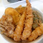 天ぷら家えび蔵 - 海老２尾、貝柱、舞茸、ナス、カボチャ、ピーマン