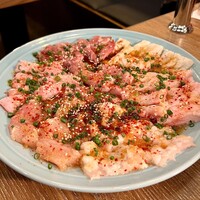 炭火焼肉ホルモン うしごろ 中目黒店 - 