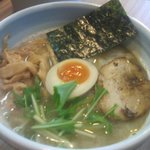 濃厚ラーメン（大盛）　850円