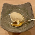 勢麟 - バニラアイスクリーム ヘネシーVSOP掛け